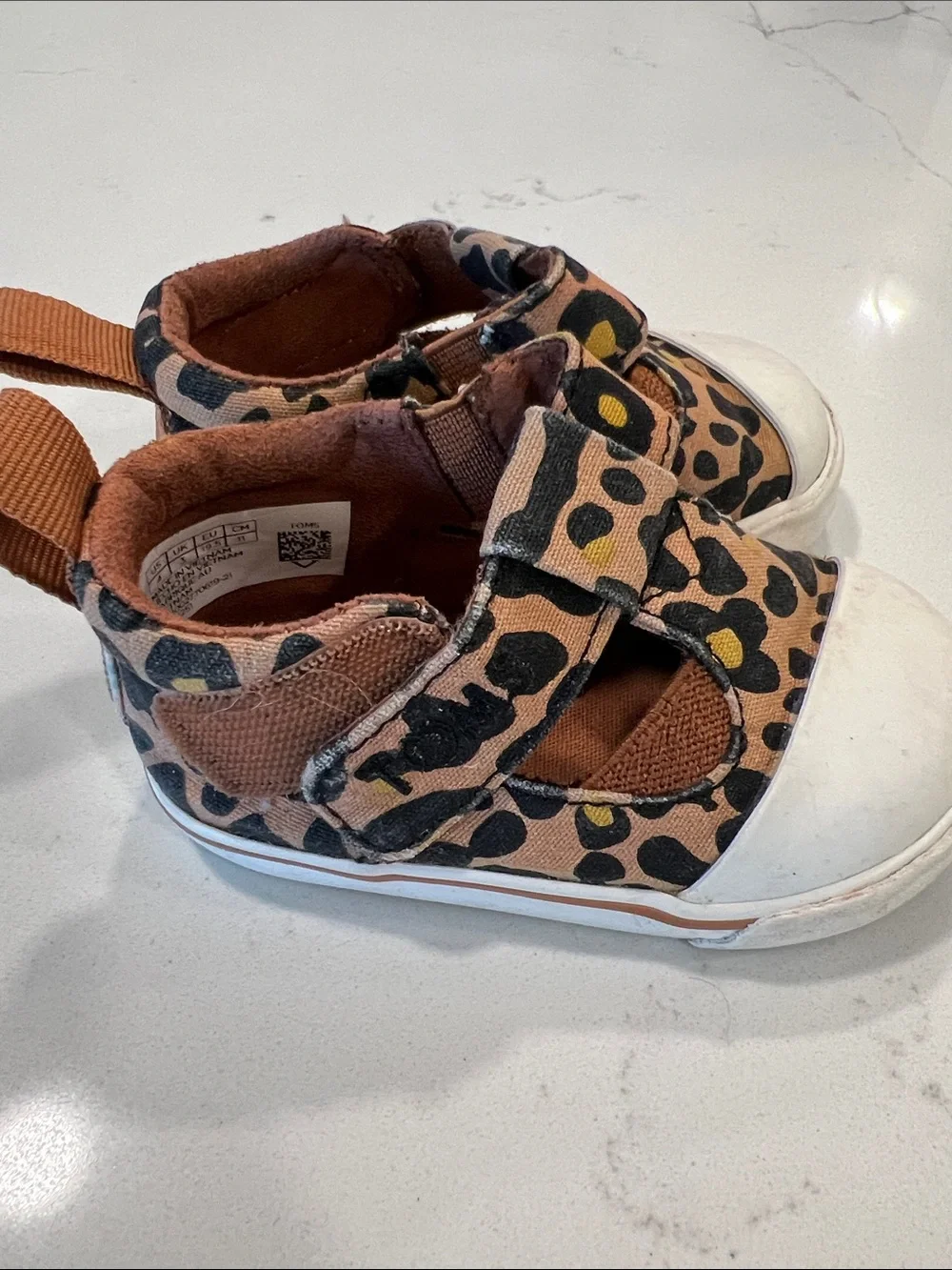 TOMS - 4, baby/toddler Mary Jane’s, animal print, tennis shoes